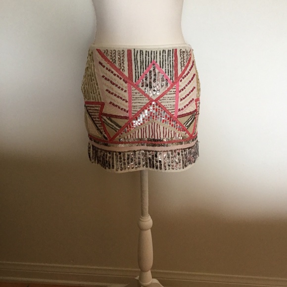 1 HOUR SALE Zara Mini skirt Pink Gray Embellished - Picture 3 of 8